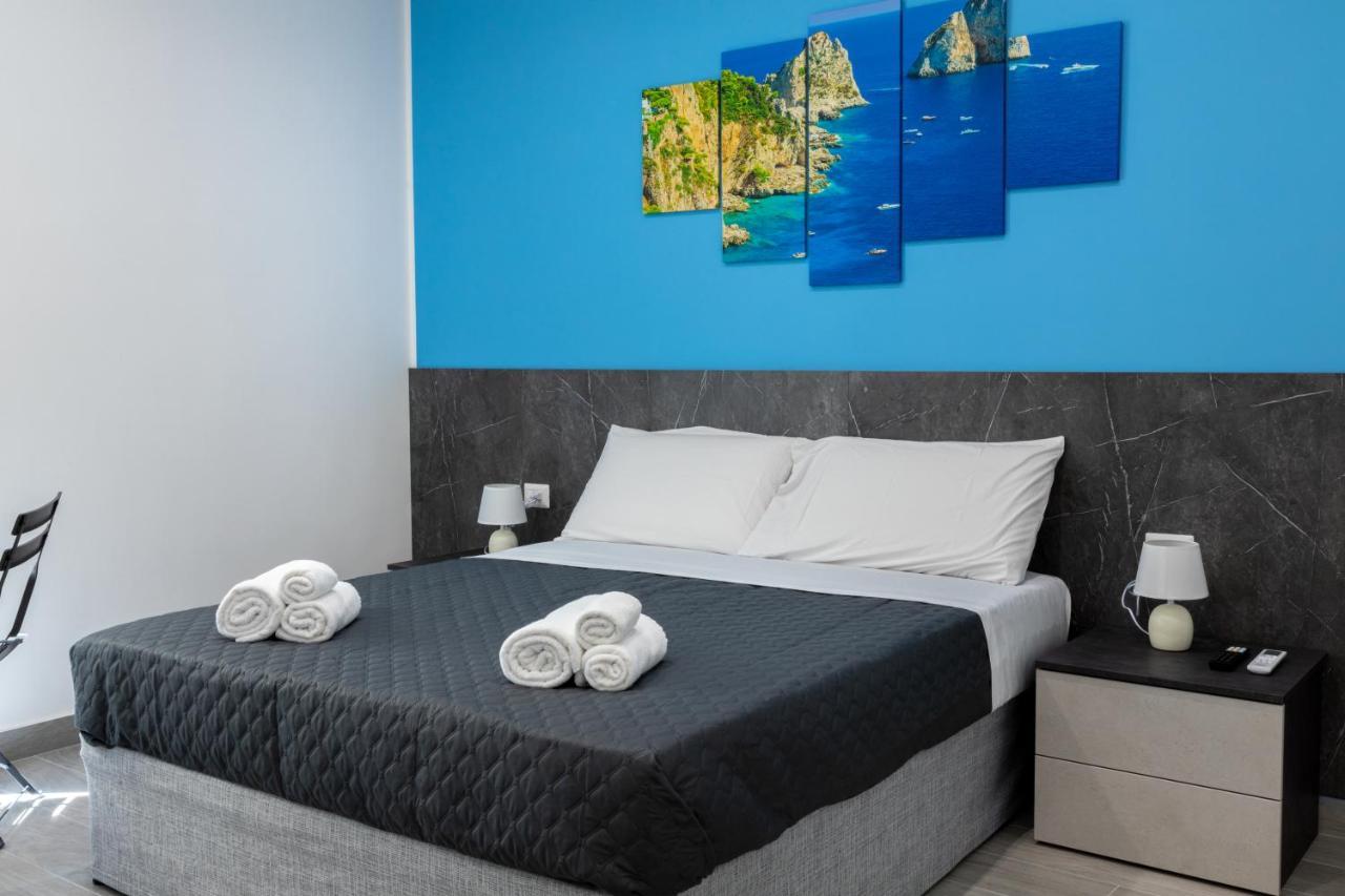 Partenope Guest House Napoli Eksteriør bilde
